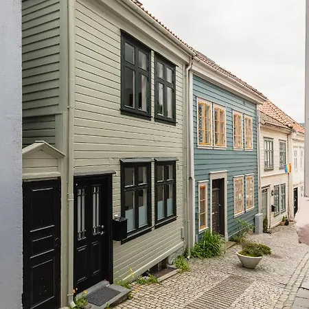 Dinbnb Homes I Idyllically Located 4-bedroom * ベルゲン