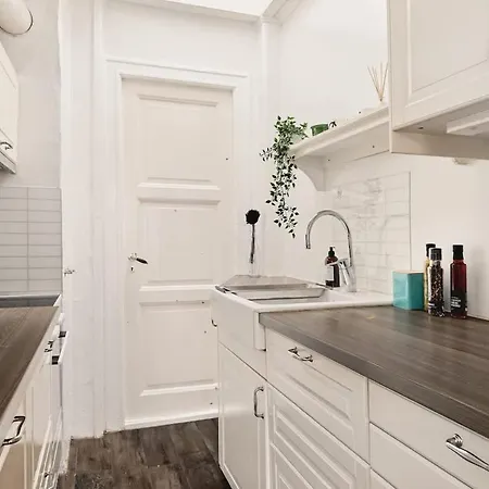 Сasa de vacaciones Dinbnb Homes I Idyllically Located 4-bedroom *