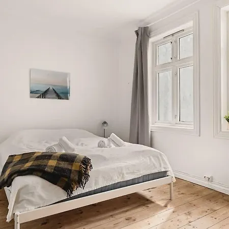 Holiday home Dinbnb Homes I Idyllically Located 4-bedroom *