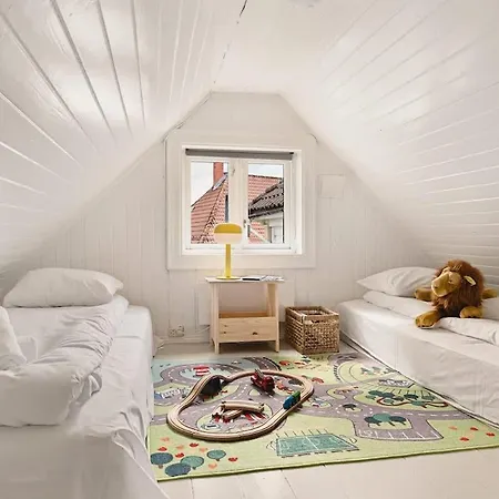 Dinbnb Homes I Idyllically Located 4-bedroom Bergen